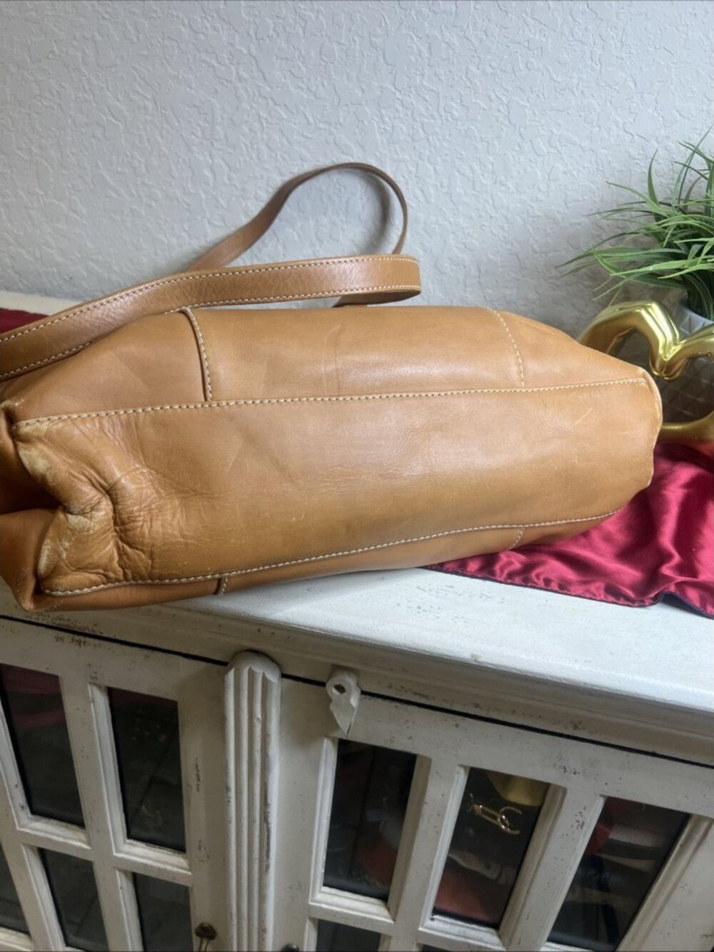 Ellington Cognac Brown Leather Shoulder Bag Whipstitch Trim Work Bag Travel - Picture 9 of 16